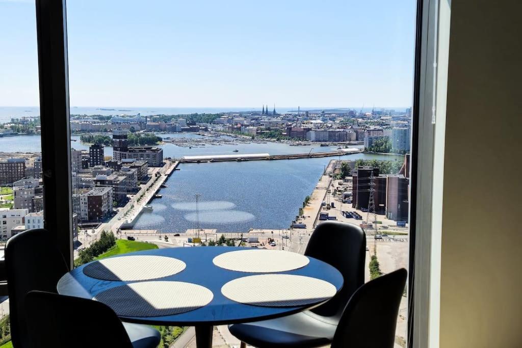 26th Floor High Point 1 Bdr With View